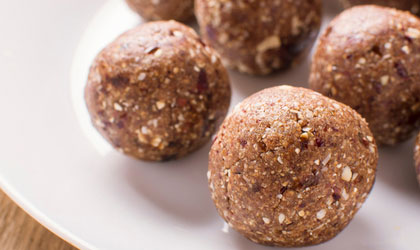 Easy Date and Cacao Energy Balls