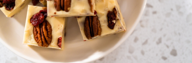 Pecan and maple fudge